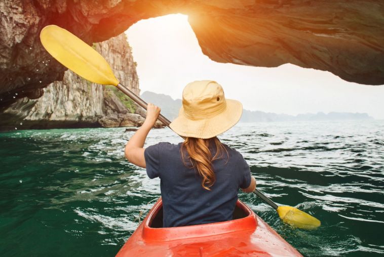 Halong-Bay-Activities-Kayaking