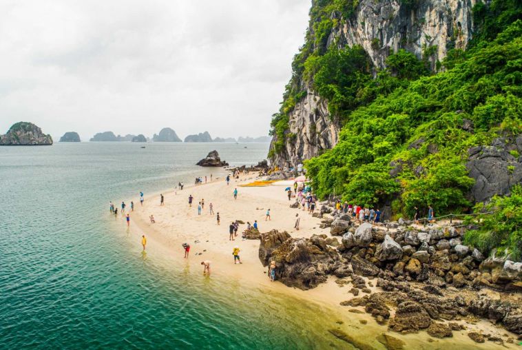 Halong-Bay-Titov-Beach