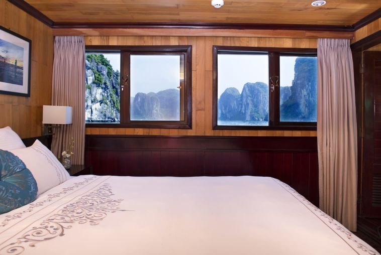 DBL-Deluxe-Suite-Window